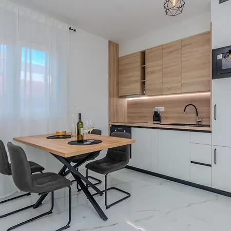 Fil Cosic Apartment Vir